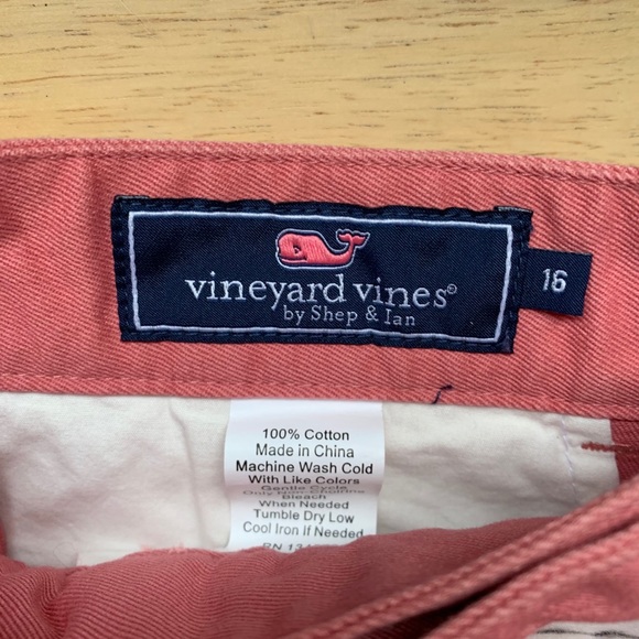 Vineyard Vines Khaki Pants Salmon - Picture 2 of 2